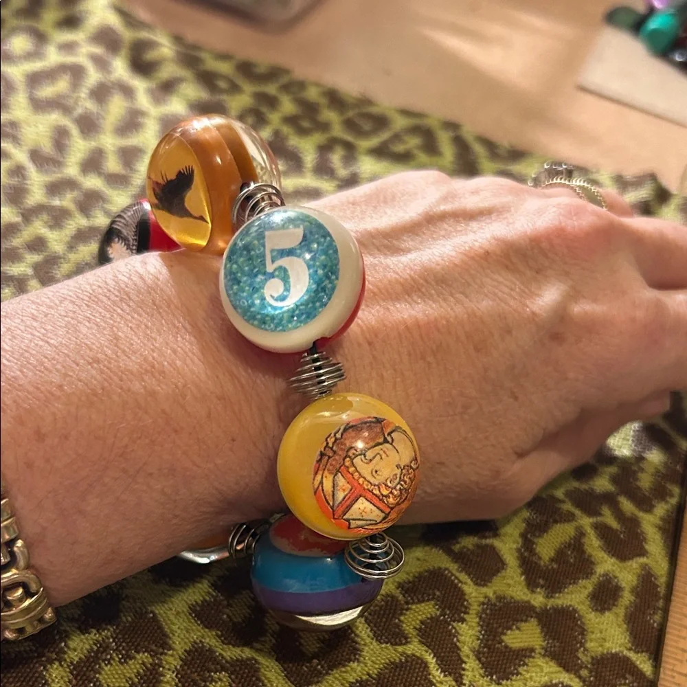 Rare Vintage Pylones France Compass Balls bracelet Retro, Pop lion flower dog - Picture 5 of 5